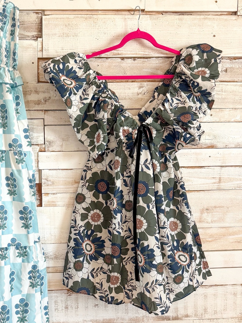 Floral Puff-Sleeve Mini Dress in Olive & Navy